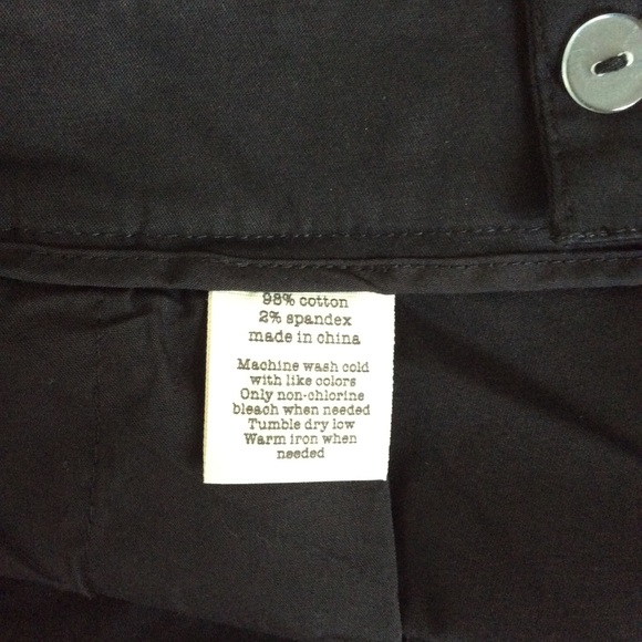 🖤RUFFLE SHORTS🖤 - Picture 5 of 6